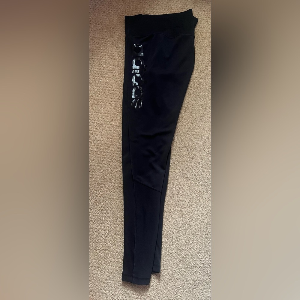 Adidas Black Leggings Modern Athletic Design